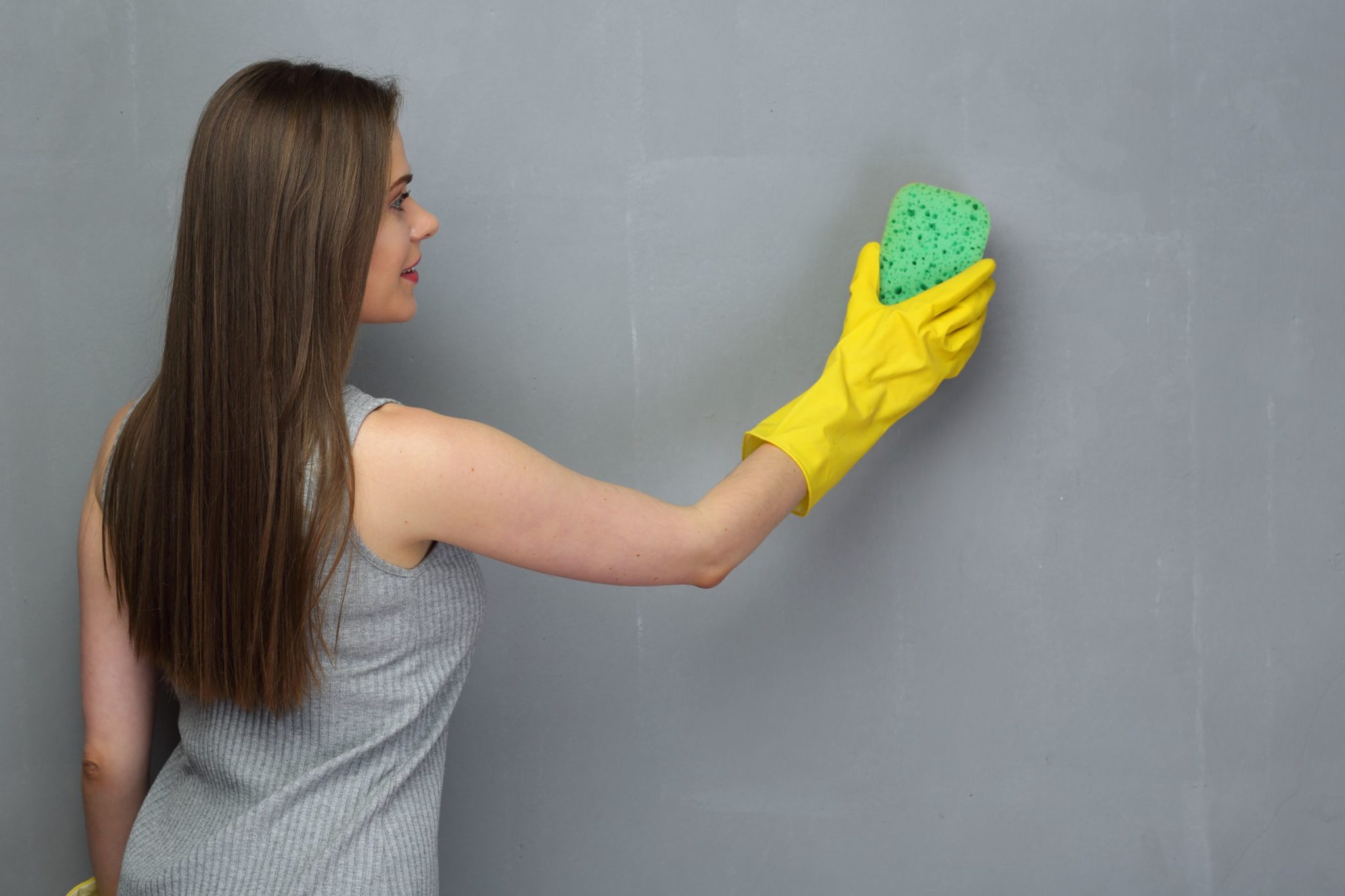 Мытье обоев. Мытье стен. Краска для стен моющаяся. Покраска стен губкой. Краска для мытья стен.